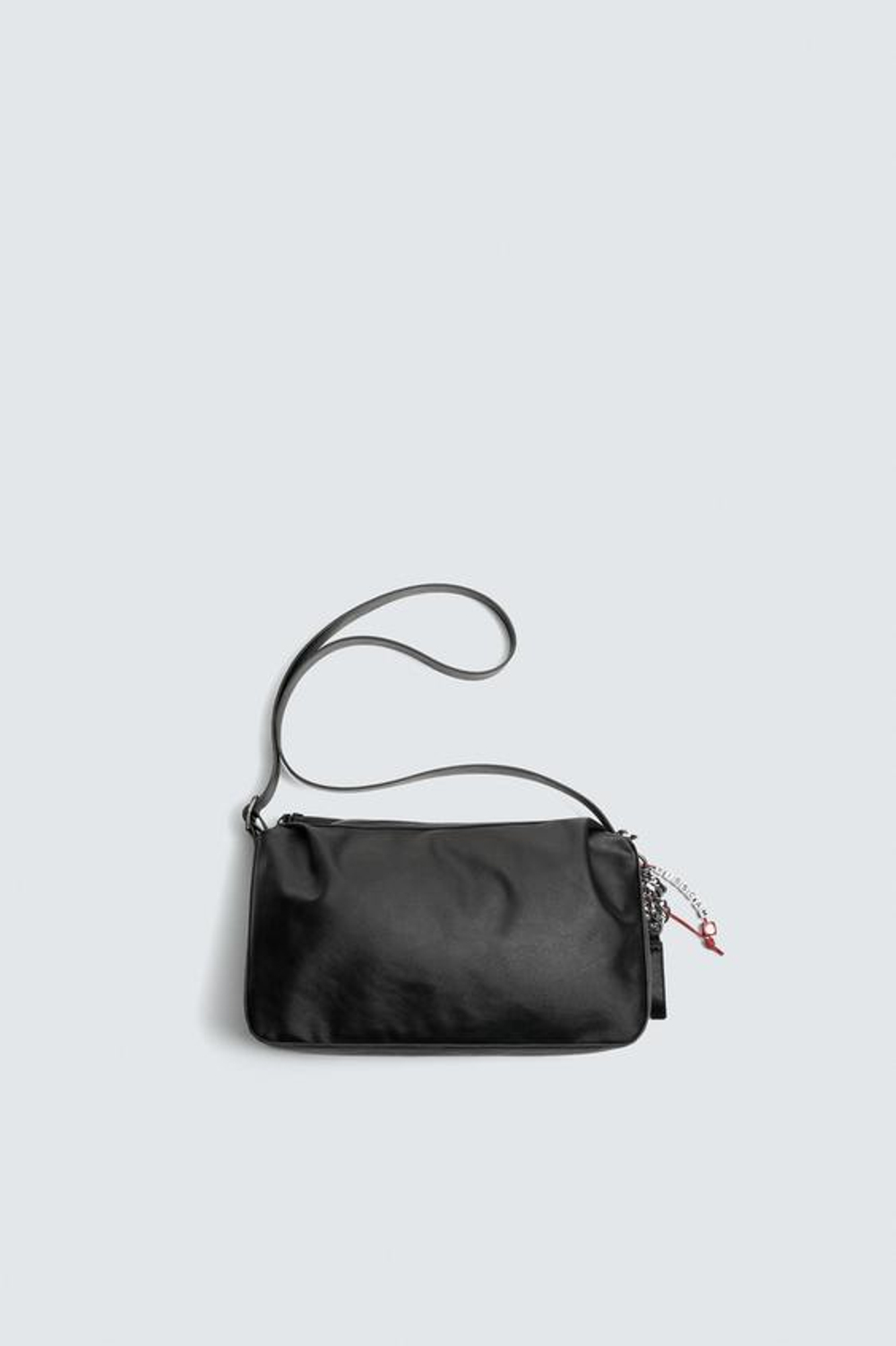 ZARA СУМКА С ПОДВЕСКАМИ, ЧЕРНЫЙ