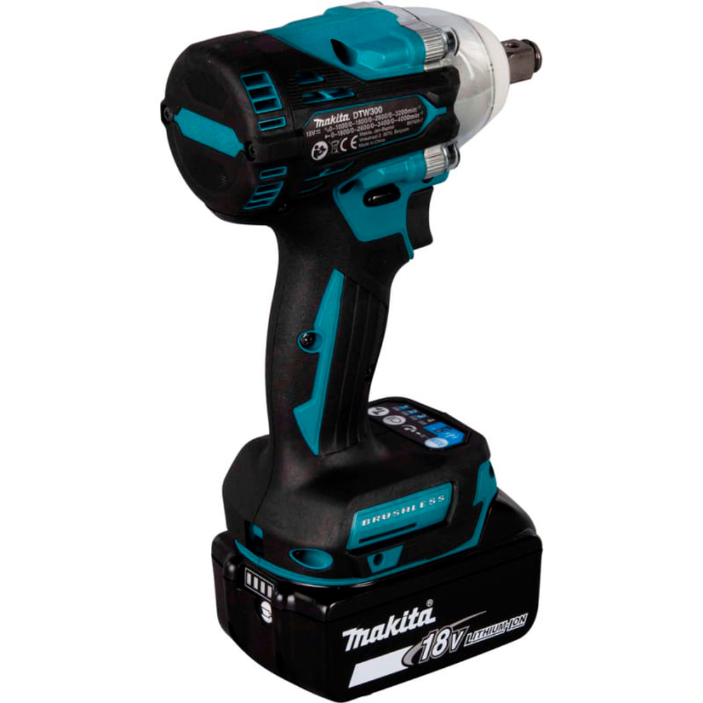 Аккумуляторный гайковерт Makita DTW300RTJ ударный