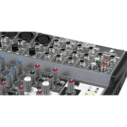 BEHRINGER 1202 микшер, 4 моновхода, 4 стереовхода, 1 AUX-шина__1