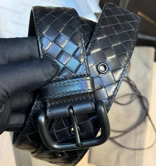 Ремень Bottega Veneta 4 см, черный.