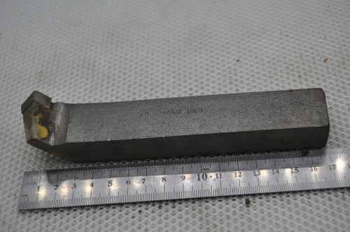 Резец токарный проходной отогнутый 32х20х170 ВК8