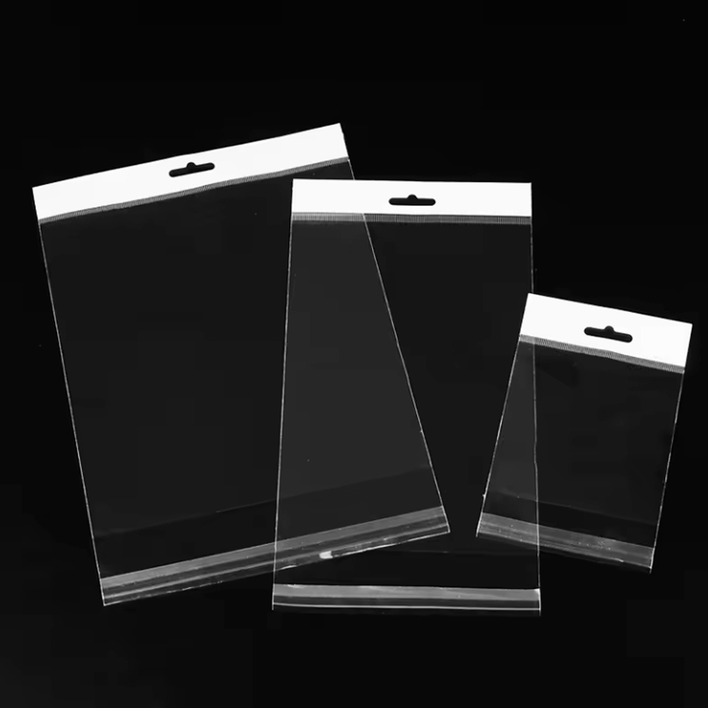 Пакеты упаковочные прозрачные с белым подвесом и клеевым клапаном