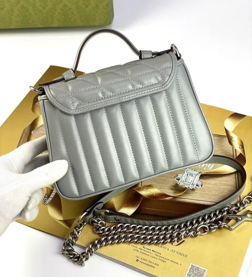 Мини-сумка Gucci GG Marmont с ручкой сверху темно-серый