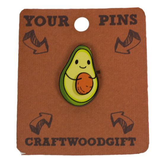 Деревянный значок. Авокадо