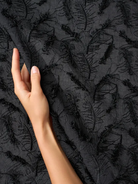 Ткань хлопок " вышивка перья" суперобъем, Китай, черный