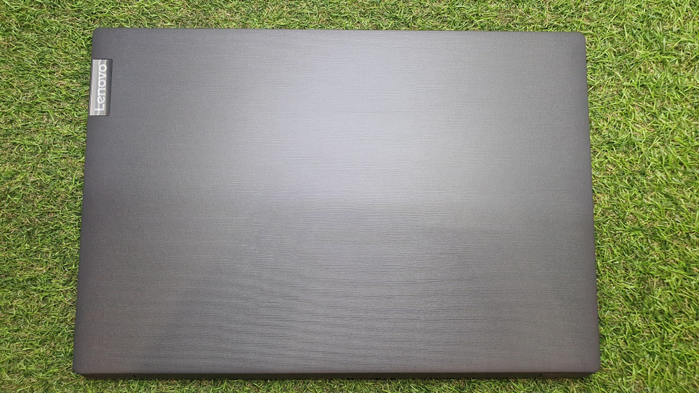 Ноутбук Lenovo Celeron/4Gb/FHD