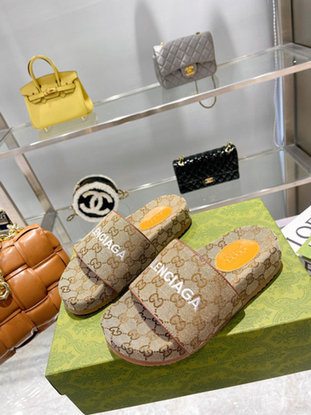 Gucci Slides