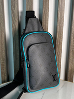 Сумка-слинг Louis Vuitton
