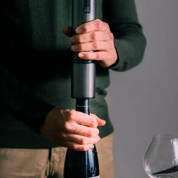 Штопор электрический и обрезатель фольги Peugeot Elis Touch темно-серый в подарочной упаковке