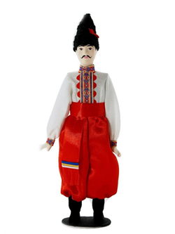 Кукла коллекционная фарфоровая в Украинском мужском костюме К.19-н. 20 в.