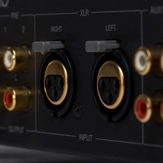 Audiolab 8300A Black