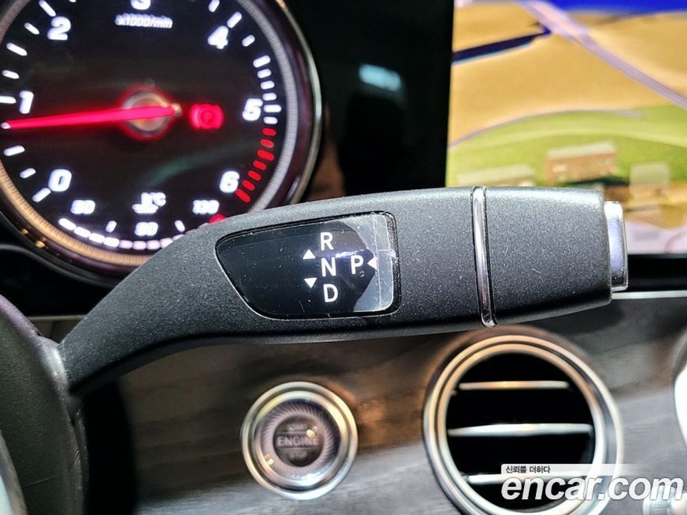 Mercedes-Benz E-Class W213 E220d Avangarde (09.2019)