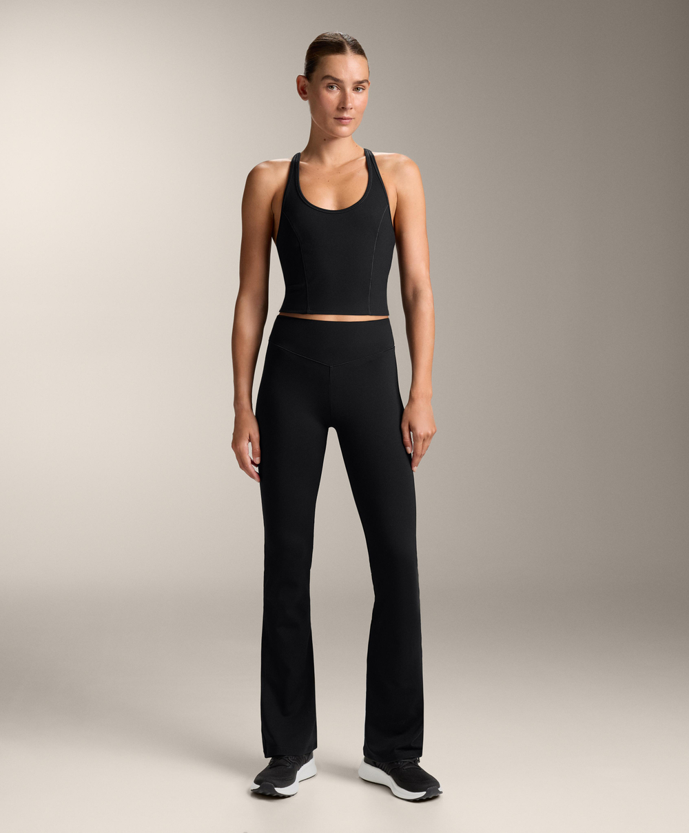 OYSHO Брюки-клеш с высокой посадкой Evermove, черный