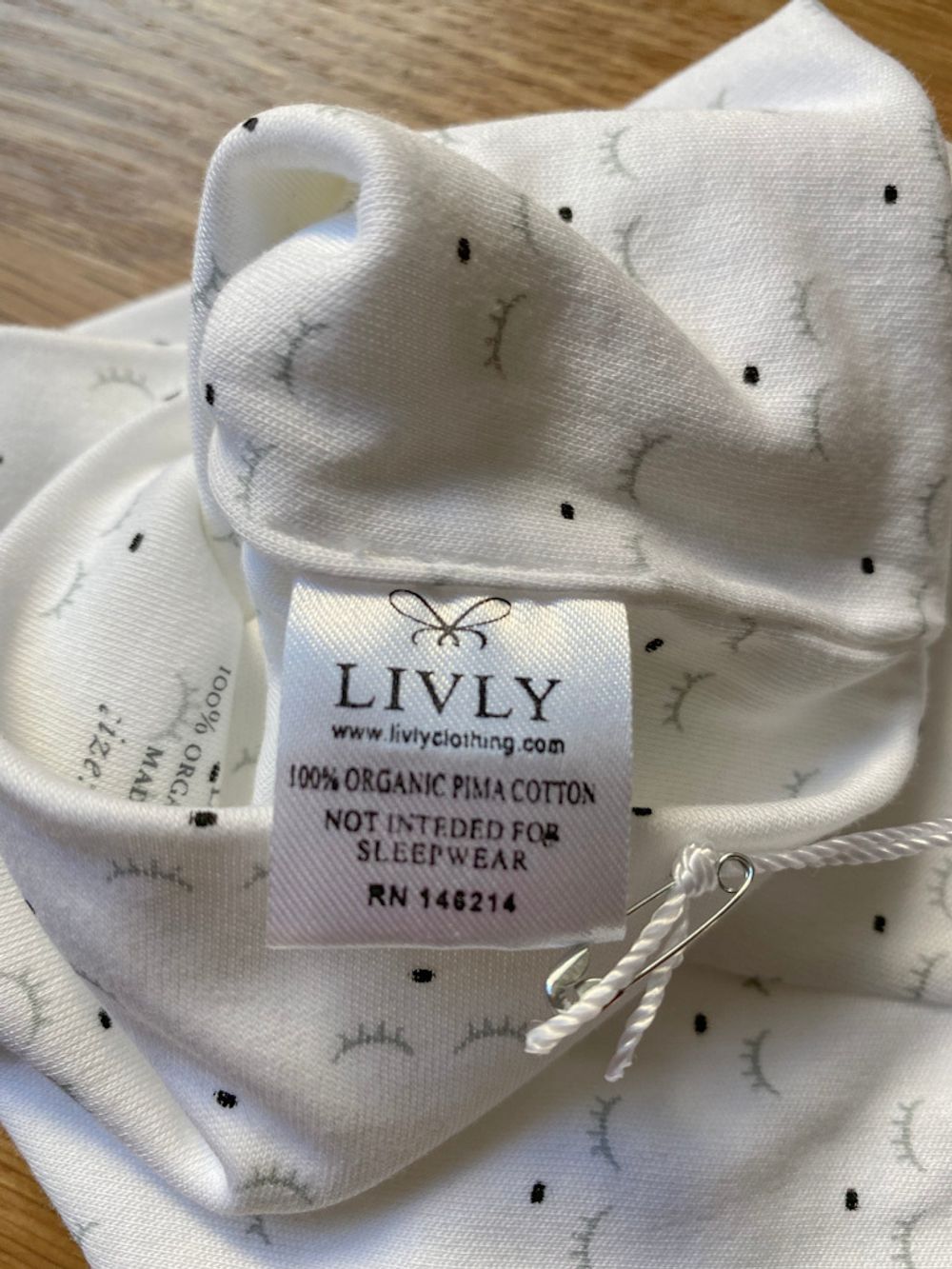 Новая шапка Livly, 80