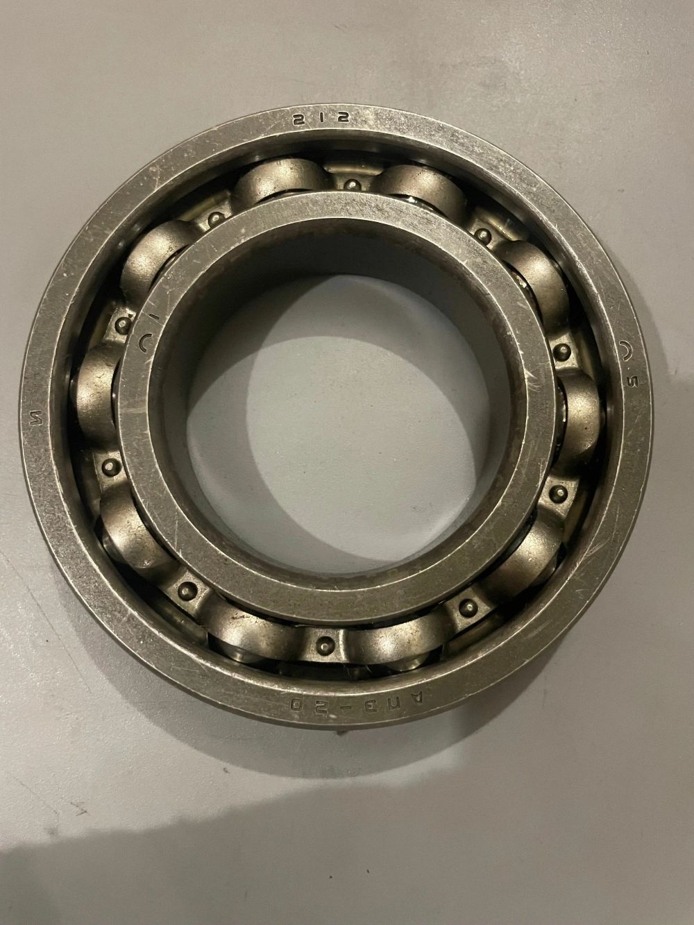 Подшипник 60x110x22 212