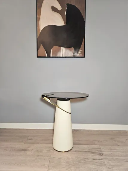 Стол журнальный Vicenza, стекло, металл, экокожа