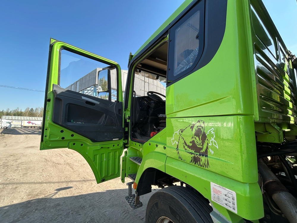 Shacman (Shaanxi) SX* 8x4 Самосвал SX331863366 (Дизельный, 12,5 л, 544 л.с., МТ)