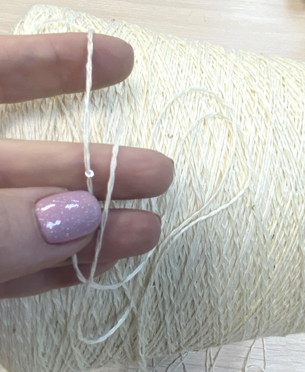 Пряжа на бобине (Италия - 270г) 83% хлопок с пайетками 14% кашемир 3% п/л 100г-500м