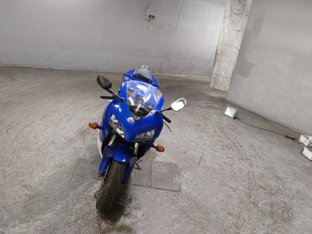 Honda CBR1000RR , 2005