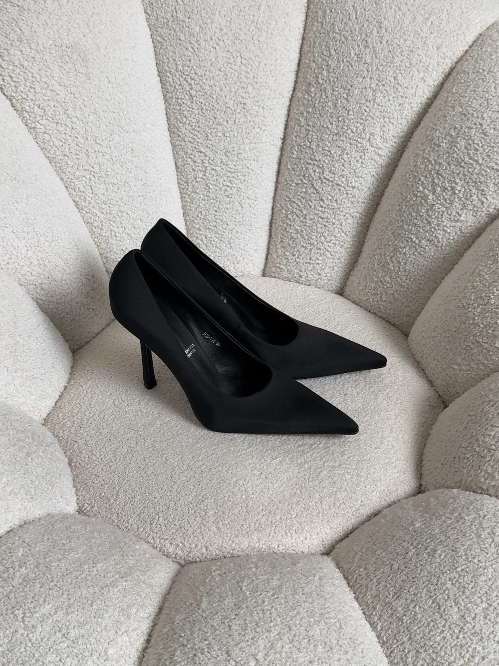 Туфли из нейлона