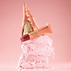 OLEHENRIKSEN Pout Preserve Peptide Lip Treatment - Увлажняющий блеск для губ оттенок Strawberry Sorbet Glimmer, 12 ml