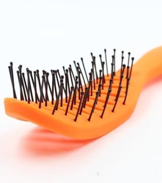 Щетка MASTER Professional 019o вогнутая оранжевая