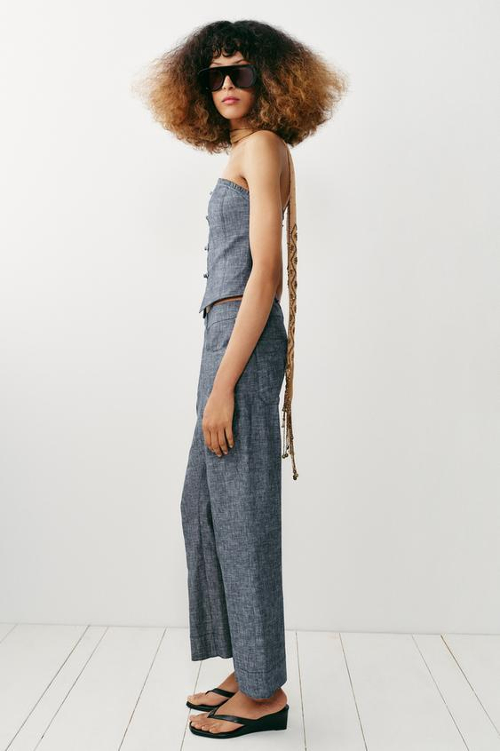 ZARA УКОРОЧЕННЫЕ БРЮКИ MINI FLARE ИЗ СМЕСОВОГО ЛЬНА, СЕРЫЙ