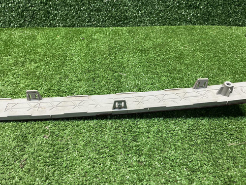 Катафот центральный Hyundai Santa Fe 4 TM (20-24)