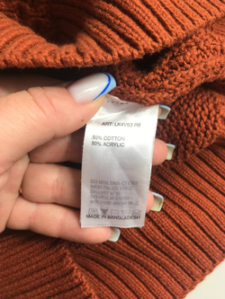 Джемпер Ostin цвета осени, маркировка XS, визуально на 42 размер