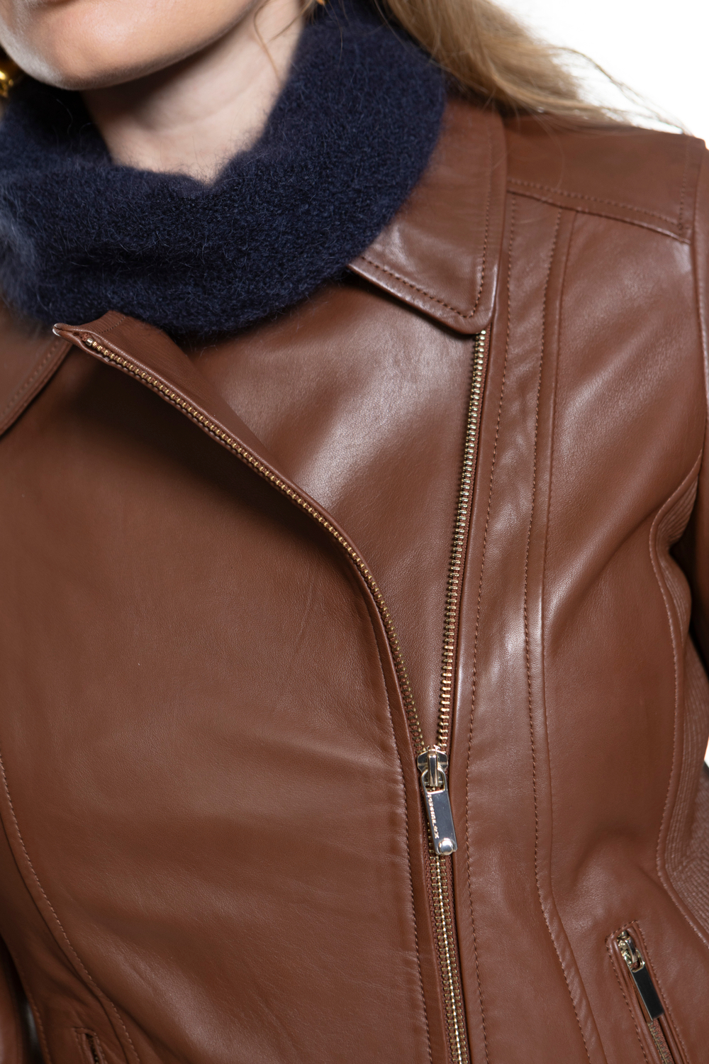 КОСУХА ИЗ КОЖИ