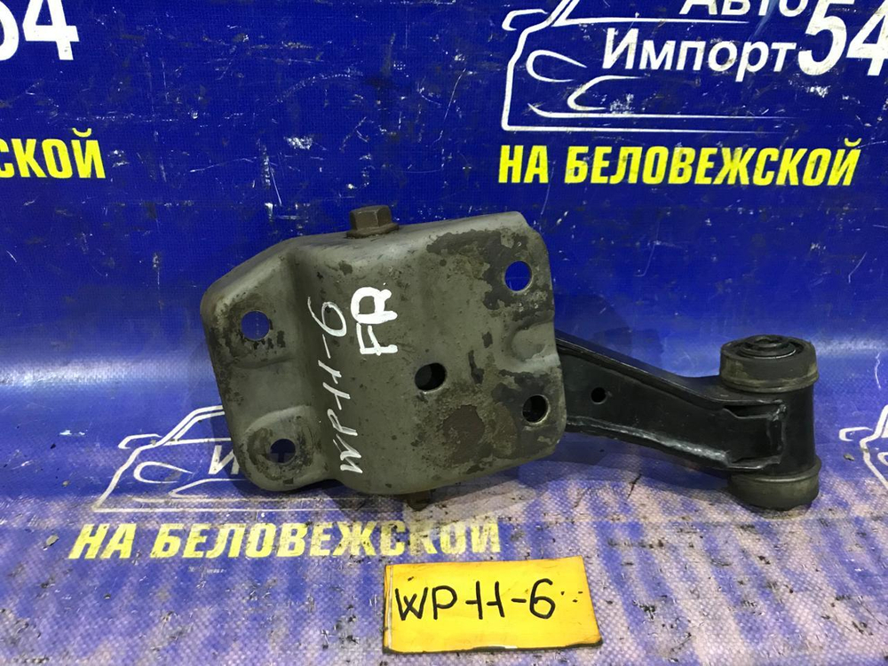 Рычаг передний правый NISSAN PRIMERA 1997
