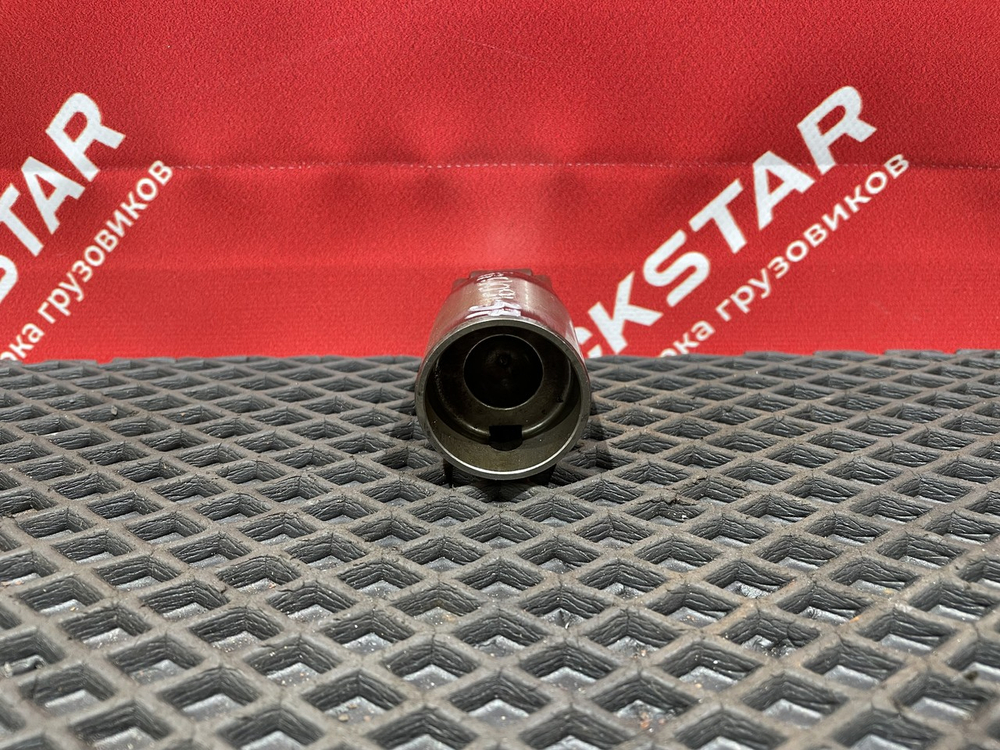 Толкатель выпускного клапана