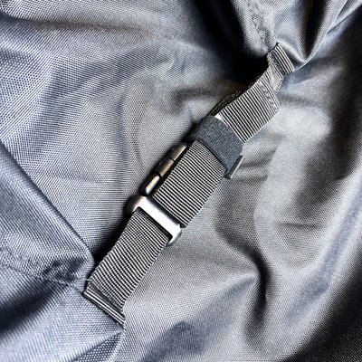 Универсальный чехол для электромобилей и качалок