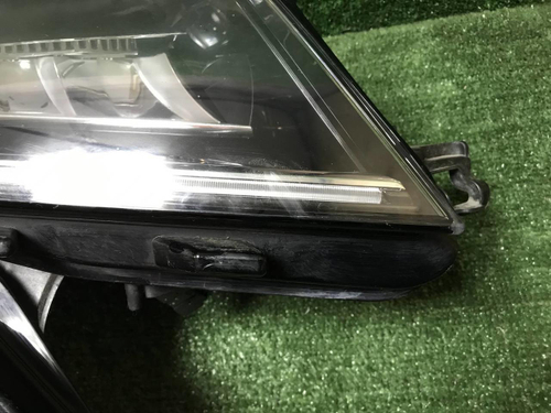 Битая Фара правая Skoda Kodiaq (2016-2022) LED