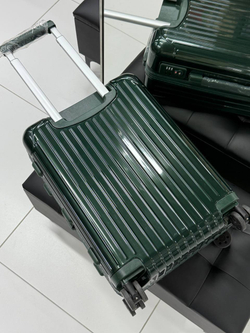 Чемодан Rimowa