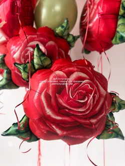 Набор с красными розами