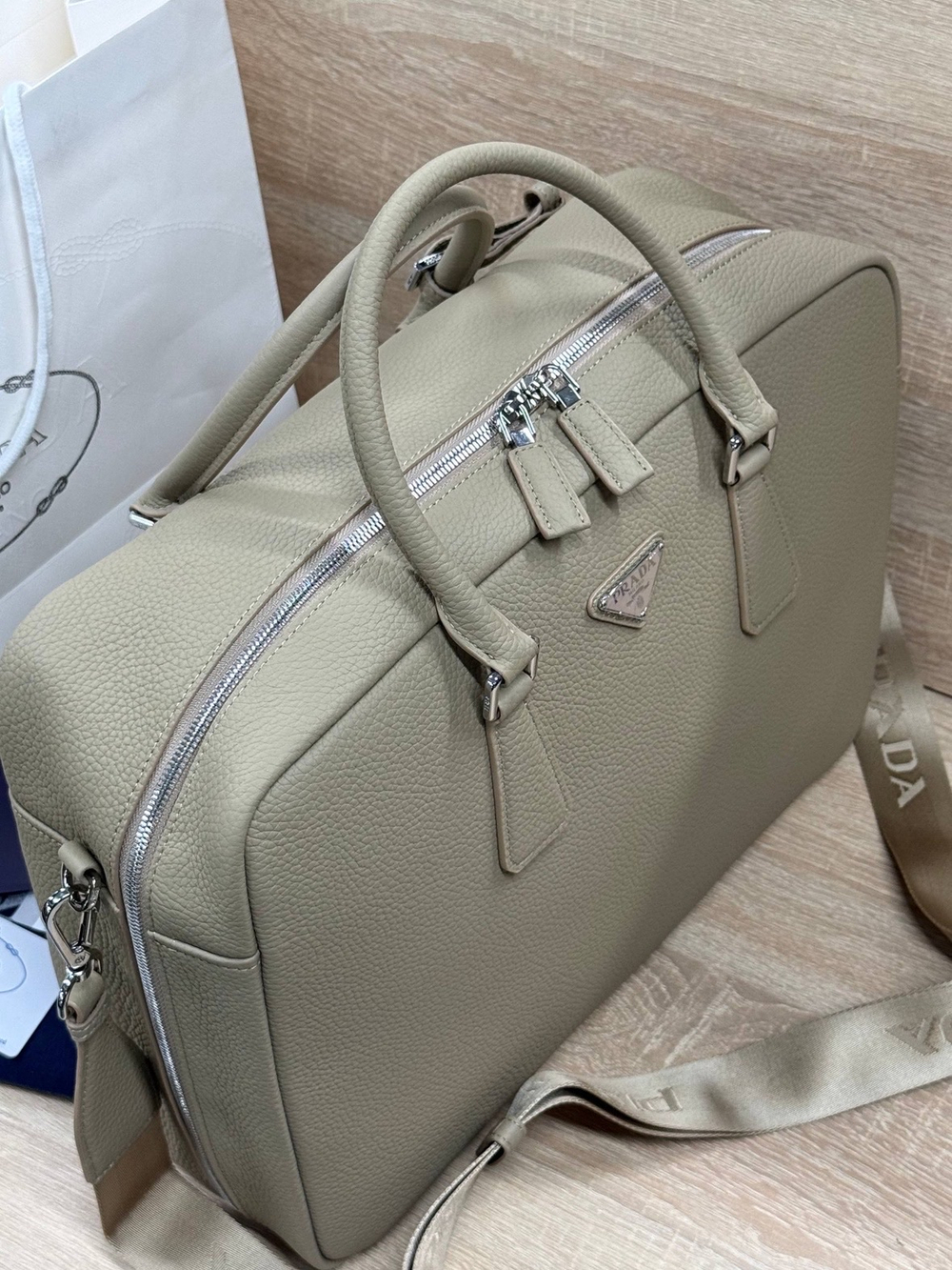 Портфель Prada