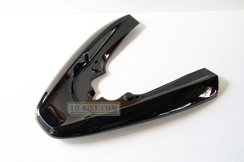 84150-KWN-900ZA. COVER, RR. GARB RAIL *NHA35*