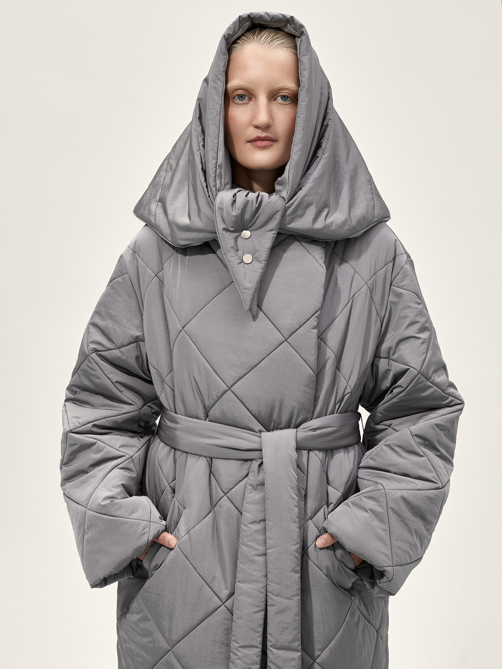 Утепленный платок "Косынка". Серый