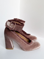 Новые бархатные туфли Stuart Weitzman, 39