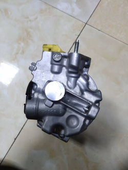 Оригинальный компрессор кондиционера Nissan