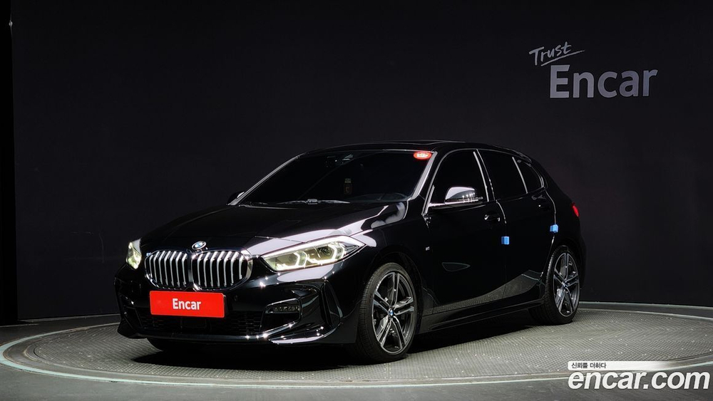 BMW 1 Series (F40) 120i M Sports (01.2022)