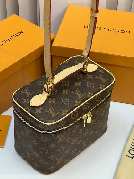 Косметичка Louis Vuitton Nice