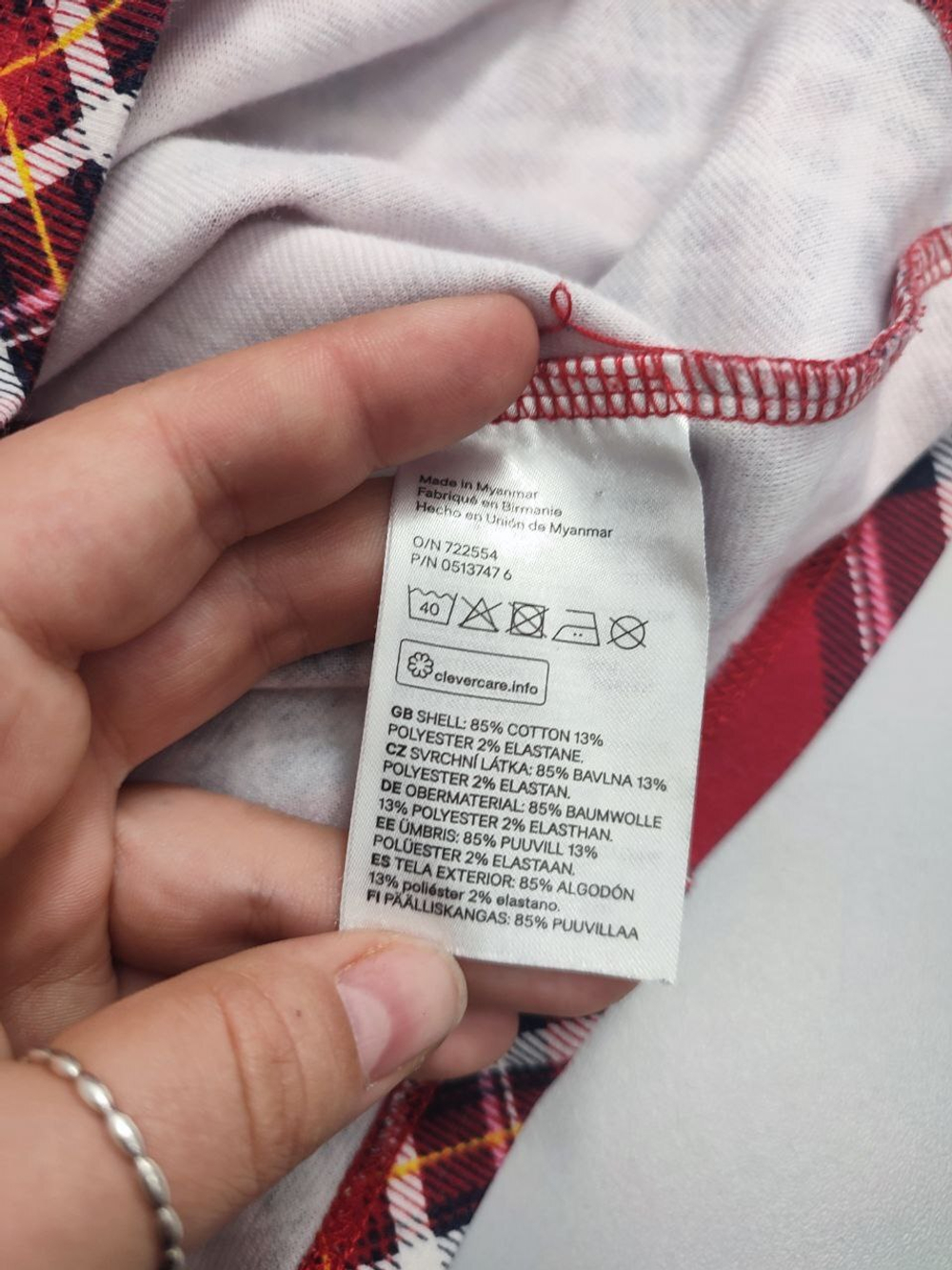 Платье H&M комфортное на 6-8 лет