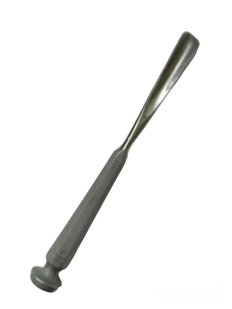 Долото с шестигранной ручкой желобоватое 15 мм
