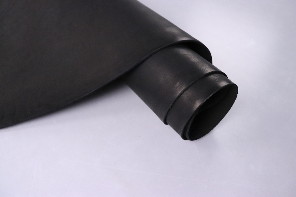 1,8-2,2 Юфть черная 156дм² (КЛ)