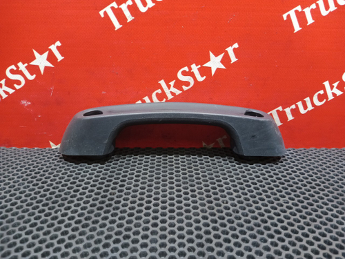 Ручка открывания капота