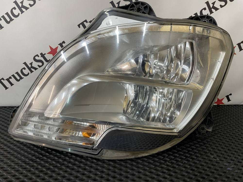 Фара левая LED 2019г