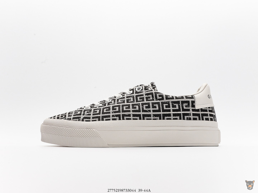 Кроссовки Givenchy City in 4G jacquard