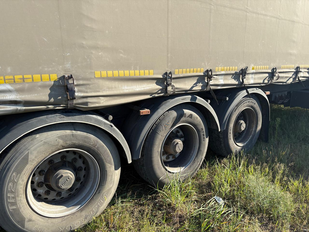 Тонар 97882 Полуприцеп шторный 97882